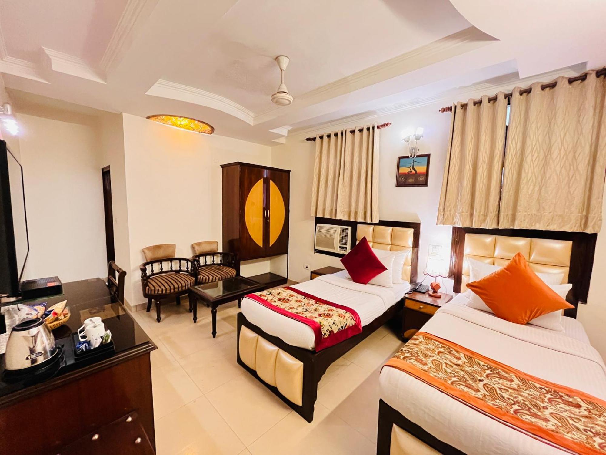 Hotel Paras - Karol Bagh Delhi Exterior foto