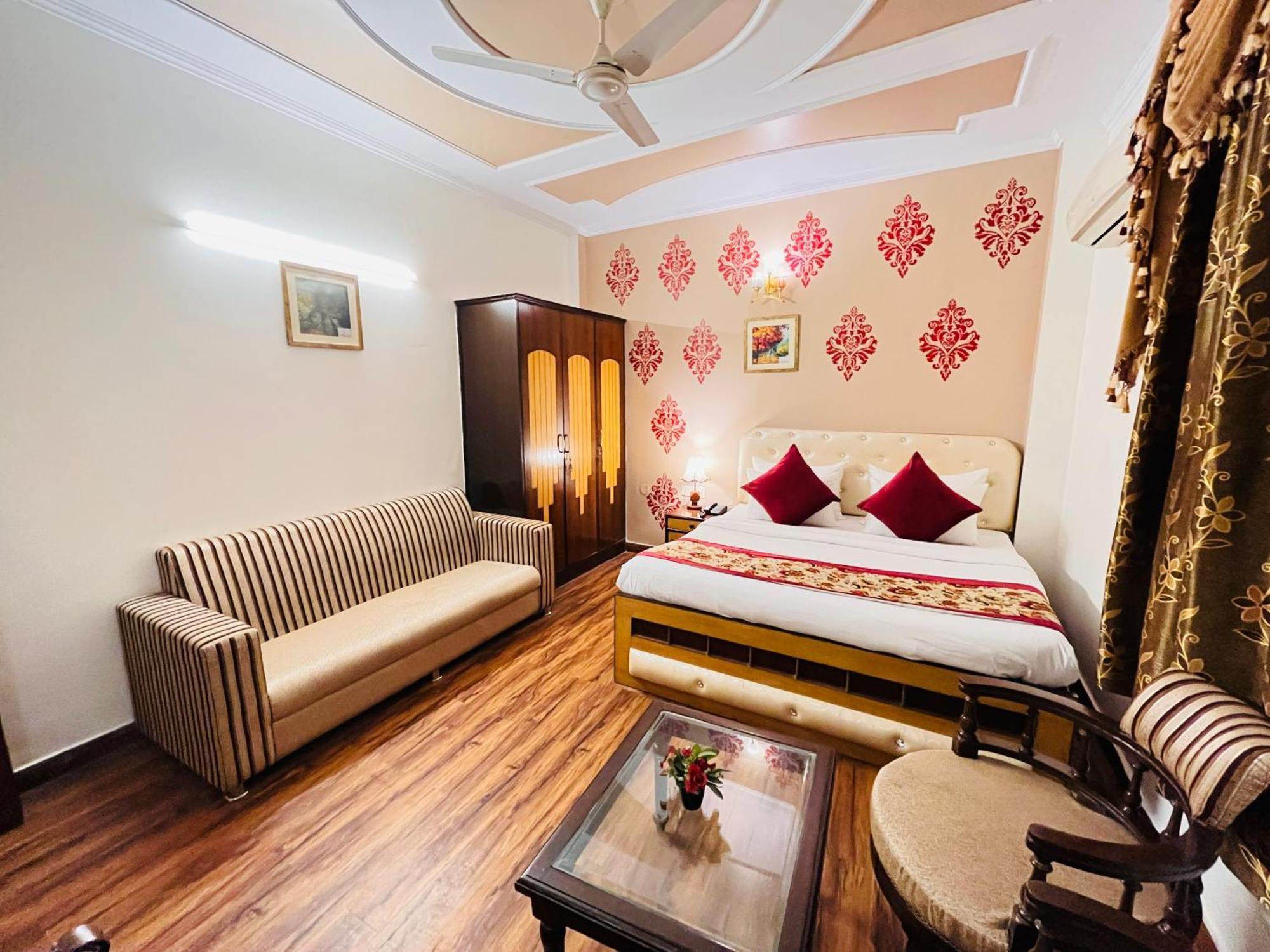 Hotel Paras - Karol Bagh Delhi Exterior foto